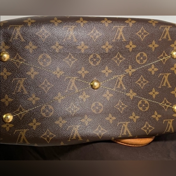 Louis Vuitton Monogram Canvas Tivoli GM Luxury - Picture 3 of 16